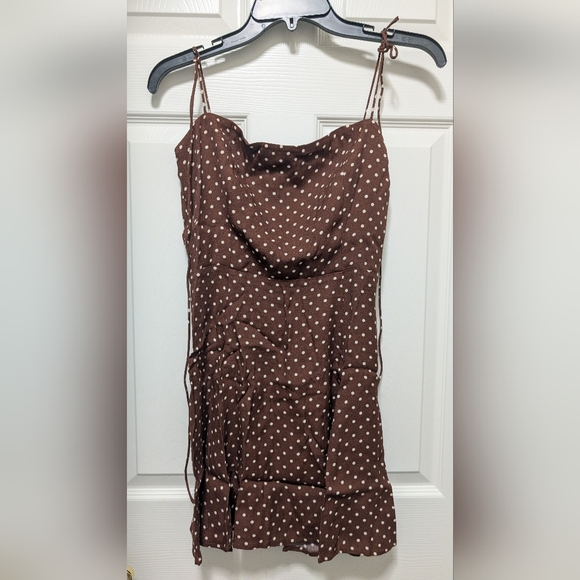 NWT Reformation Sarah Mini Dress brown White polka dot print Size 6 Cappuccino - Picture 2 of 5